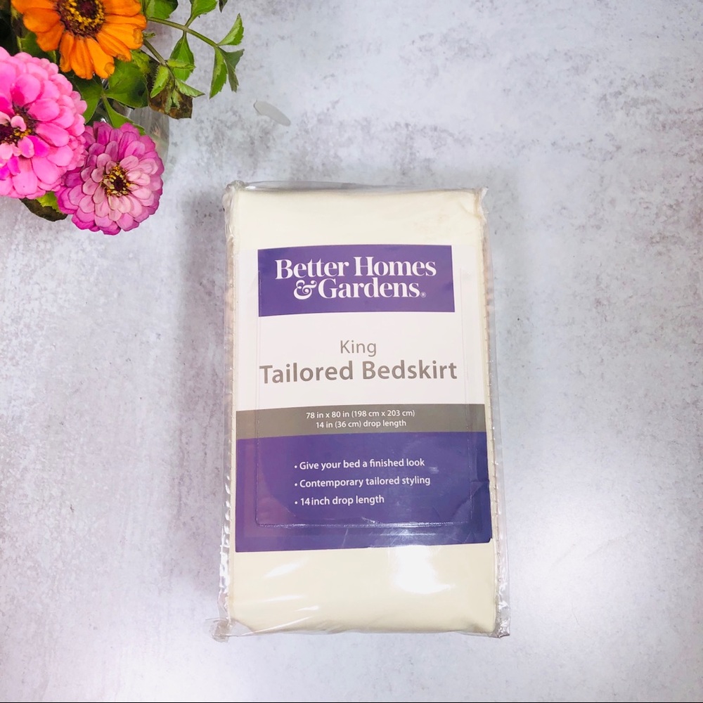 NWT Better Homes & Gardens Tailored Bedskirt